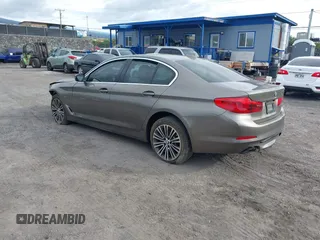 2019 BMW 5 Series 540i with VIN WBAJE5C52KWA98653, listed as a IAAI auction lot 41398589 with Not provided miles and . Bid and sale history available at DreamBid. Image 3.