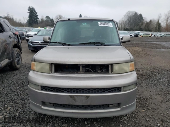 2005 Scion xB with VIN JTLKT334X50190191, listed as a Copart auction lot 89020095 with 330,148 mi miles and Salvage Title. Bid and sale history available at carsss.com. Image 5.