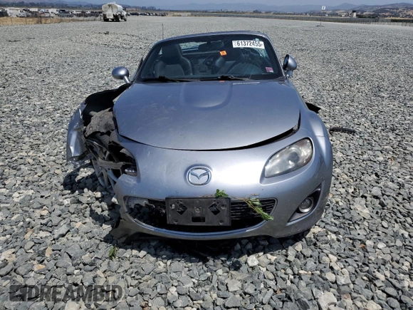 2010 Mazda MX-5 Miata Grand Touring with VIN JM1NC2FF5A0205190, listed as a Copart auction lot 61372455 with 147,852 mi miles and Salvage title. Bid and sale history available at DreamBid. Image 5.