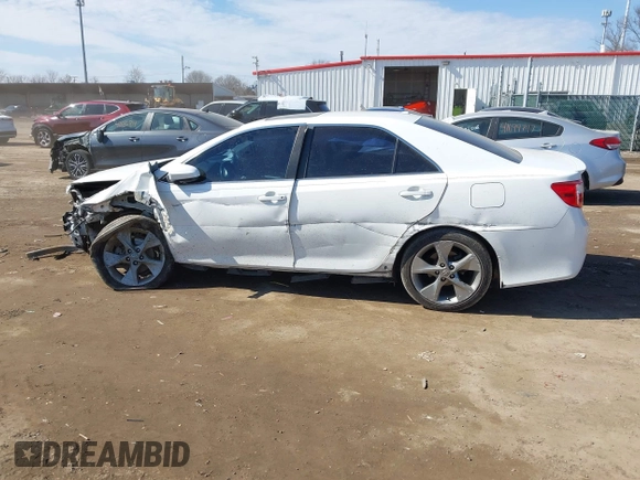 2012 Toyota Camry SE with VIN 4T1BK1FK1CU502929, listed as a IAAI auction lot 41721883 with 125,941 mi miles. Bid and sale history available at carsss.com. Image 14.