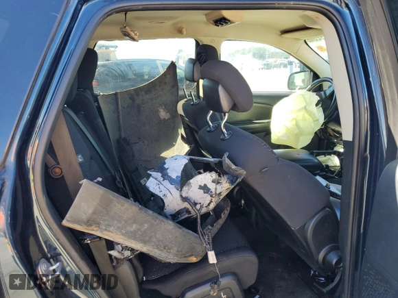 2015 Dodge Journey SXT with VIN 3C4PDDBG1FT611719, listed as a Copart auction lot 46892605 with 153,688 mi miles and Salvage Title. Bid and sale history available at DreamBid. Image 11.