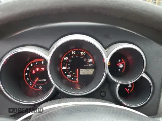 2007 Toyota Matrix STD z VIN 2T1KR32E57C652606, wystawiony jako Copart lot #49498155 z przebiegiem 256 648 mil mil oraz Szkoda całkowita • Salvage title. Historia ofert i sprzedaży dostępna na DreamBid. Obrazek 9.
