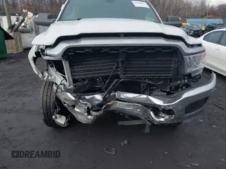 2022 Ram 2500 Tradesman with VIN 3C6UR5CJ2NG441695, listed as a IAAI auction lot 41660235 with 2,630 mi miles. Bid and sale history available at carsss.com. Image 6.
