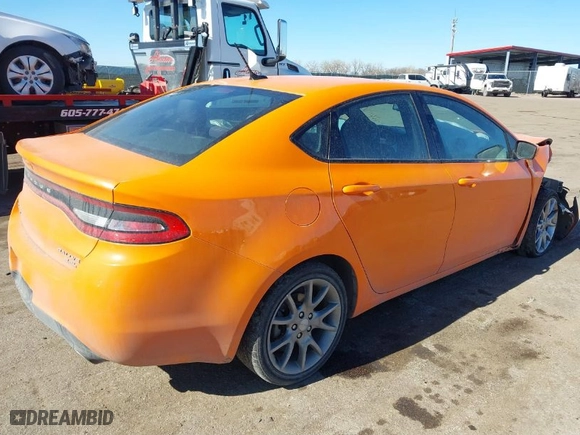 2014 Dodge Dart SXT with VIN 1C3CDFBB3ED671962, listed as a IAAI auction lot 41664130 with 140,787 mi miles. Bid and sale history available at carsss.com. Image 4.