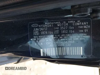 2017 Hyundai Accent SE z VIN KMHCT4AE1HU342868, wystawiony jako IAAI lot #42403205 z przebiegiem 54 890 mil mil oraz . Historia ofert i sprzedaży dostępna na DreamBid. Obrazek 9.