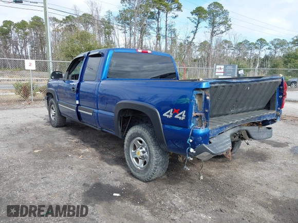2003 Chevrolet Silverado 1500 LS with VIN 2GCEK19V031307424, listed as a IAAI auction lot 41485082 with 215,901 mi miles. Bid and sale history available at carsss.com. Image 3.