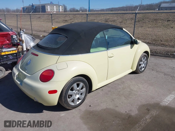 2003 Volkswagen Beetle GLS с VIN 3VWCD21Y03M321164, выставлен на аукционе IAAI как лот 41689568 с пробегом 107 402 миль миль и . История ставок и продаж доступна на DreamBid. Изображение 4.