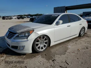 2011 Hyundai Equus Signature with VIN KMHGH4JF1BU029323, listed as a Copart auction lot 43668715 with 118,585 mi miles and Clean Title. Bid and sale history available at DreamBid. Image 1.