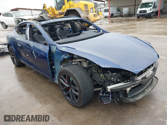 2021 Tesla Model S Plaid with VIN 5YJSA1E60MF440042, listed as a IAAI auction lot 41563347 with 40,981 mi miles. Bid and sale history available at carsss.com. Image 1.