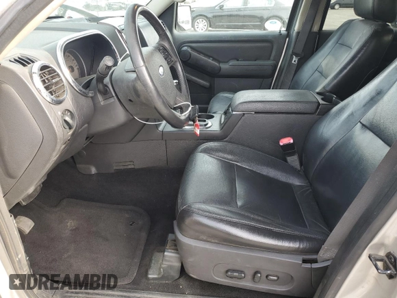 2007 Ford Explorer Limited с VIN 1FMEU65E47UB46370, выставлен на аукционе Copart как лот 84298024 с пробегом 105 011 миль миль и Чистый • Clean title. История ставок и продаж доступна на DreamBid. Изображение 7.