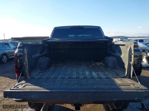 2015 Chevrolet Silverado 1500 LT with VIN 3GCUKREC9FG322269, listed as a IAAI auction lot 41298687 with 147,336 mi miles. Bid and sale history available at carsss.com. Image 17.