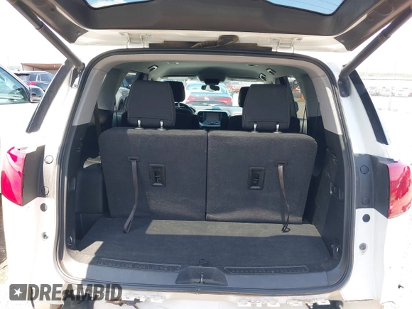 2017 GMC Acadia SLE z VIN 1GKKNLLS5HZ140470, wystawiony jako IAAI lot #42523574 z przebiegiem 168 936 mil mil oraz . Historia ofert i sprzedaży dostępna na DreamBid. Obrazek 18.
