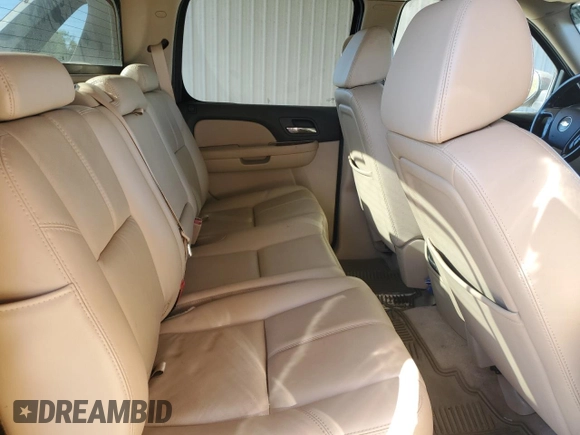 2008 Chevrolet Avalanche 2LT with VIN 3GNFK12398G275317, listed as a Copart auction lot 54267925 with 131,332 mi miles and Salvage title. Bid and sale history available at DreamBid. Image 10.