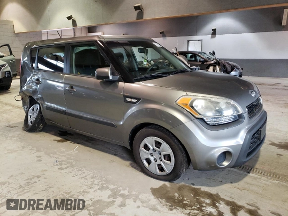2013 Kia Soul with VIN KNDJT2A52D7530890, listed as a Copart auction lot 41432265 with 108,218 mi miles and Non Repairable. Bid and sale history available at carsss.com. Image 4.