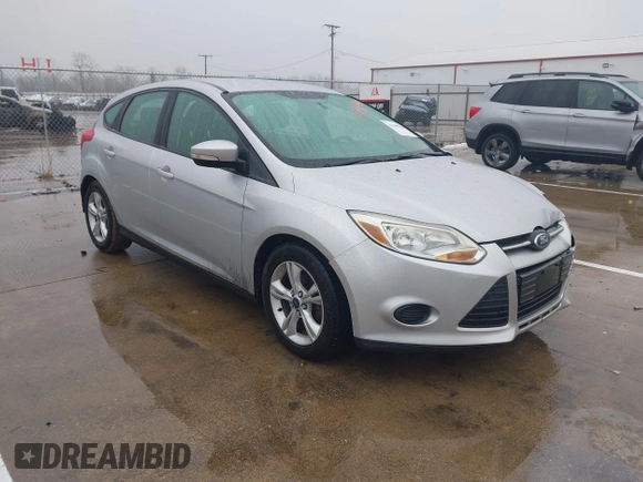 2013 Ford Focus SE with VIN 1FADP3K27DL258264, listed as a IAAI auction lot 41469494 with 184,869 mi miles. Bid and sale history available at carsss.com. Image 1.
