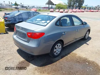 2008 Hyundai Elantra GLS z VIN KMHDU46D38U428605, wystawiony jako IAAI lot #42475285 z przebiegiem 192 634 mil mil oraz . Historia ofert i sprzedaży dostępna na DreamBid. Obrazek 4.