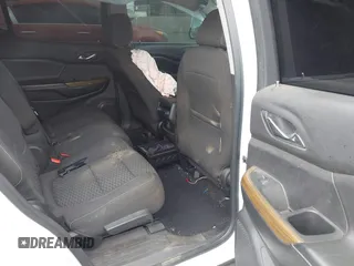2019 GMC Acadia SLE with VIN 1GKKNKLA2KZ180403, listed as a IAAI auction lot 41723072 with 85,933 mi miles. Bid and sale history available at carsss.com. Image 8.