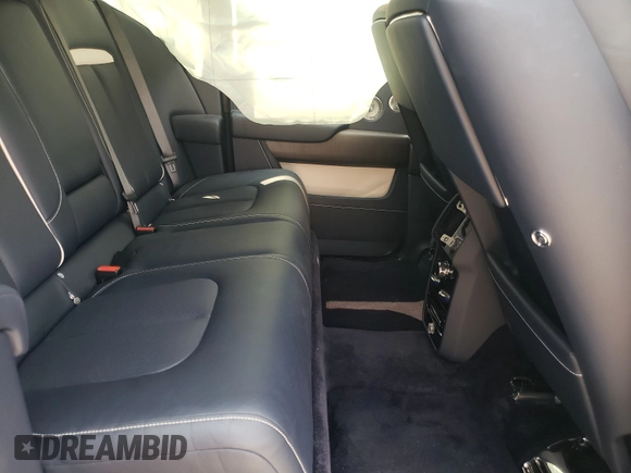 2020 Rolls-Royce Cullinan z VIN SLATV4C03LU202157, wystawiony jako Copart lot #51245311 z przebiegiem Nie podano mil oraz Szkoda całkowita • Salvage title. Historia ofert i sprzedaży dostępna na DreamBid. Obrazek 6.