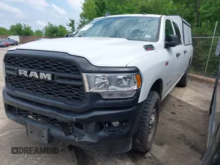 2019 Ram 2500 Tradesman with VIN 3C6UR4HJ9KG600789, listed as a IAAI auction lot 42057857 with 177,514 mi miles. Bid and sale history available at carsss.com. Image 19.