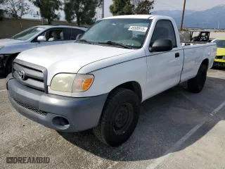 2006 Toyota Tundra with VIN 5TBJU32156S471026, listed as a Copart auction lot 45500915 with 281,705 mi miles and Salvage Title. Bid and sale history available at carsss.com. Image 1.
