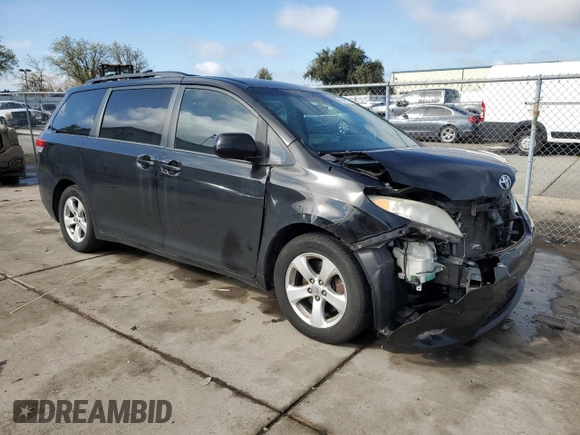 2013 Toyota Sienna LE AAS with VIN 5TDKK3DCXDS313827, listed as a Copart auction lot 49465175 with 134,579 mi miles and Salvage title. Bid and sale history available at DreamBid. Image 4.