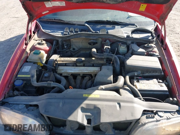 1998 Volvo V70 XC Cross Country z VIN YV1LZ5640W2526081, wystawiony jako IAAI lot #42617557 z przebiegiem Nie podano mil oraz . Historia ofert i sprzedaży dostępna na DreamBid. Obrazek 10.