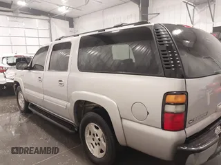 2005 Chevrolet Suburban LT с VIN 1GNFK16Z25J244130, выставлен на аукционе IAAI как лот 41707738 с пробегом 202 735 миль миль и . История ставок и продаж доступна на DreamBid. Изображение 15.