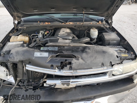 2005 Chevrolet Suburban LS with VIN 3GNFK16Z35G100166, listed as a Copart auction lot 80212574 with 273,151 mi miles and Salvage Title. Bid and sale history available at carsss.com. Image 12.