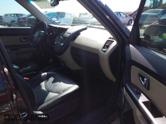 2012 Kia Soul + with VIN KNDJT2A67C7404399, listed as a IAAI auction lot 42090661 with 138,993 mi miles. Bid and sale history available at carsss.com. Image 5.