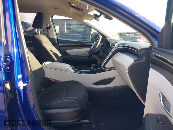 2024 Hyundai Tucson SEL with VIN 5NMJBCDE5RH295244, listed as a IAAI auction lot 41574782 with 26,731 mi miles. Bid and sale history available at carsss.com. Image 5.