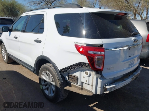 2015 Ford Explorer with VIN 1FM5K7B86FGB89468, listed as a IAAI auction lot 41850992 with 139,457 mi miles and . Bid and sale history available at carsss.com. Image 3.