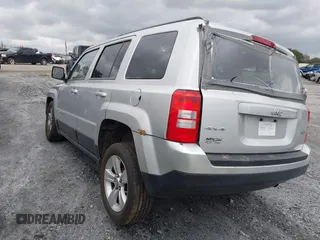 2014 Jeep Patriot Latitude with VIN 1C4NJRFB2ED500595, listed as a IAAI auction lot 41736183 with 78,347 mi miles. Bid and sale history available at carsss.com. Image 3.