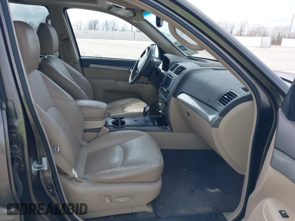 2009 Kia Borrego LX with VIN KNDJJ741995016159, listed as a IAAI auction lot 41498450 with 164,520 mi miles. Bid and sale history available at carsss.com. Image 5.