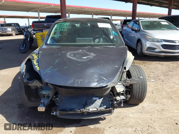 2018 Tesla Model 3 Long Range Battery z VIN 5YJ3E1EB6JF105837, wystawiony jako IAAI lot #41763460 z przebiegiem 100 387 mil mil oraz . Historia ofert i sprzedaży dostępna na DreamBid. Obrazek 12.