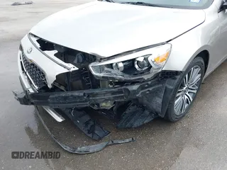 2014 Kia Cadenza Limited with VIN KNALN4D71E5137744, listed as a IAAI auction lot 42063014 with 61,310 mi miles. Bid and sale history available at carsss.com. Image 6.