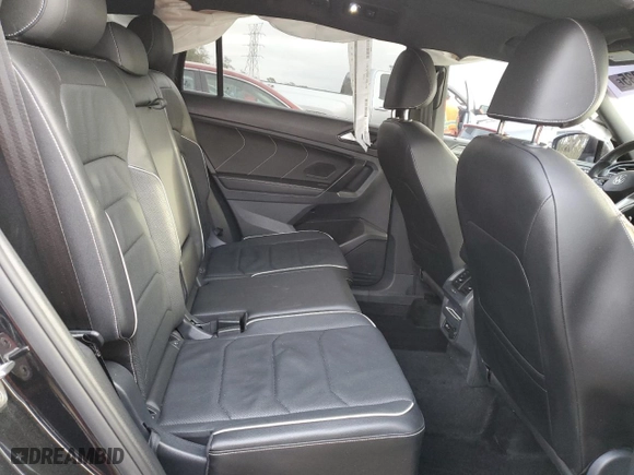 2022 Volkswagen Tiguan SEL R-Line with VIN 3VV4B7AX2NM159947, listed as a Copart auction lot 45084835 with 45,598 mi miles and Salvage Title. Bid and sale history available at carsss.com. Image 11.