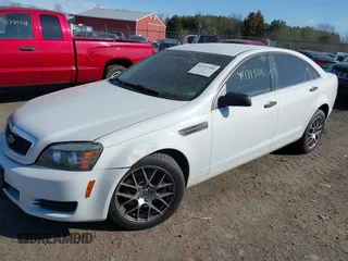 2011 Chevrolet Caprice z VIN 6G1MK5T28BL524726, wystawiony jako IAAI lot #41771386 z przebiegiem 174 194 mil mil oraz . Historia ofert i sprzedaży dostępna na DreamBid. Obrazek 2.
