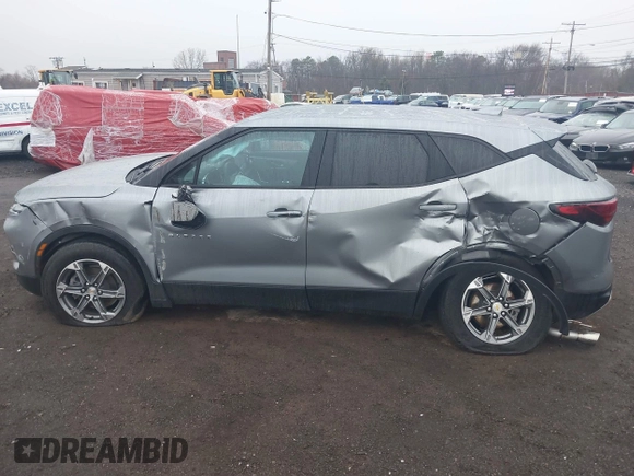 2023 Chevrolet Blazer LT с VIN 3GNKBHR40PS195292, выставлен на аукционе IAAI как лот 41935730 с пробегом 19 626 миль миль и . История ставок и продаж доступна на DreamBid. Изображение 14.