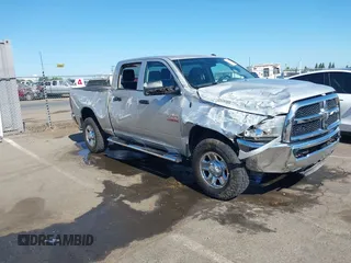 2014 Ram 2500 Tradesman с VIN 3C6UR5CL6EG224457, выставлен на аукционе IAAI как лот 42333288 с пробегом 77 359 миль миль и . История ставок и продаж доступна на DreamBid. Изображение 6.