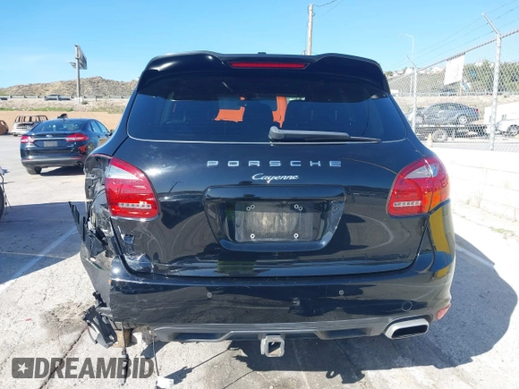 2014 Porsche Cayenne Diesel with VIN WP1AF2A20ELA35222, listed as a IAAI auction lot 41860957 with 124,530 mi miles and . Bid and sale history available at DreamBid. Image 16.