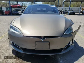 2016 Tesla Model S 70 with VIN 5YJSA1E1XGF147239, listed as a Copart auction lot 56529075 with 82,562 mi miles and Salvage title. Bid and sale history available at DreamBid. Image 5.