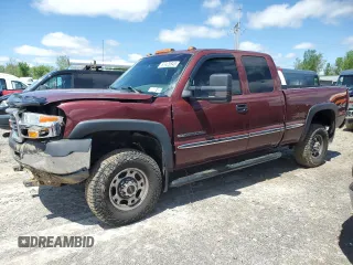2002 GMC Sierra 2500HD SLE z VIN 1GTHK29U22E286311, wystawiony jako Copart lot #57425845 z przebiegiem Nie podano mil oraz Szkoda całkowita • Salvage title. Historia ofert i sprzedaży dostępna na DreamBid. Obrazek 1.
