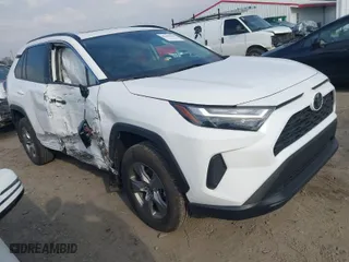 2024 Toyota RAV4 XLE with VIN 2T3W1RFV1RC284621, listed as a IAAI auction lot 41680203 with 5,851 mi miles. Bid and sale history available at carsss.com. Image 1.