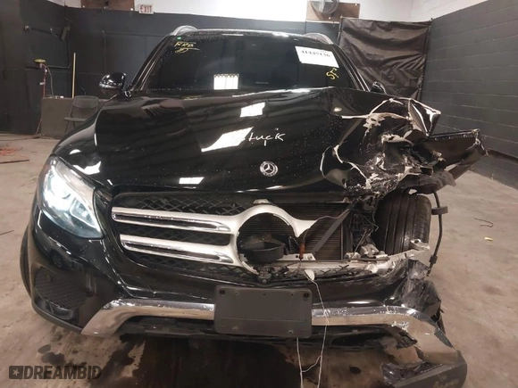 2019 Mercedes-Benz GLC with VIN WDC0G4KB2KV135272, listed as a IAAI auction lot 41445136 with 70,750 mi miles. Bid and sale history available at carsss.com. Image 12.