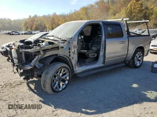 2021 Ram 1500 Laramie z VIN 1C6SRFJT7MN557255, wystawiony jako Copart lot #76776074 z przebiegiem 95 520 mil mil oraz Szkoda całkowita • Salvage title. Historia ofert i sprzedaży dostępna na DreamBid. Obrazek 1.