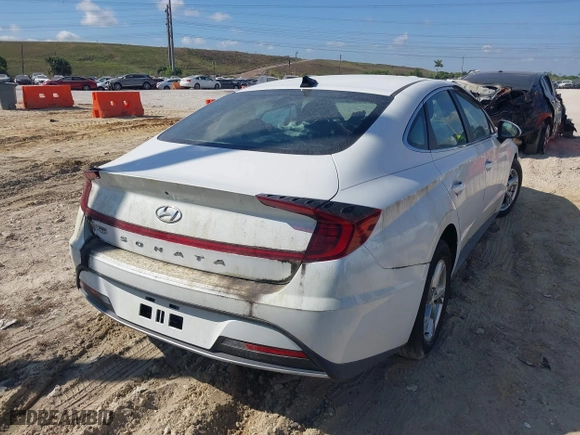 2020 Hyundai Sonata SE with VIN 5NPEG4JAXLH053019, listed as a IAAI auction lot 41453380 with 115,141 mi miles. Bid and sale history available at carsss.com. Image 4.