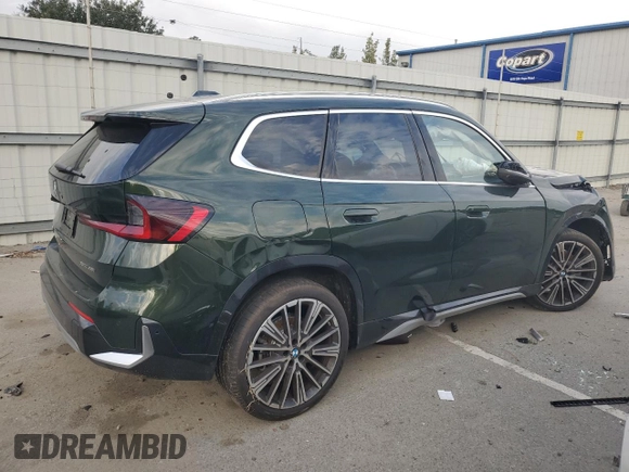 2024 BMW X1 xDrive28i with VIN WBX73EF00R5Y33214, listed as a Copart auction lot 41514035 with 1,278 mi miles and Salvage Title. Bid and sale history available at carsss.com. Image 3.