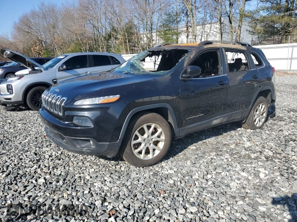2015 Jeep Cherokee Latitude with VIN 1C4PJMCB0FW768017, listed as a Copart auction lot 49658105 with Not Provided miles and Clean Title. Bid and sale history available at DreamBid. Image 1.