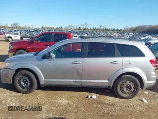 2018 Dodge Journey SE with VIN 3C4PDCAB8JT524456, listed as a IAAI auction lot 40798159 with 111,707 mi miles. Bid and sale history available at carsss.com. Image 14.