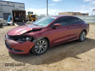 2015 Chrysler 200 Limited z VIN 1C3CCCAB2FN751266, wystawiony jako Copart lot #54785305 z przebiegiem 142 692 mil mil oraz Szkody całkowita. Historia ofert i sprzedaży dostępna na DreamBid. Obrazek 1.